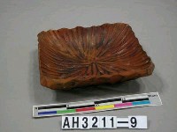 藏品(方形置物盤)的圖片